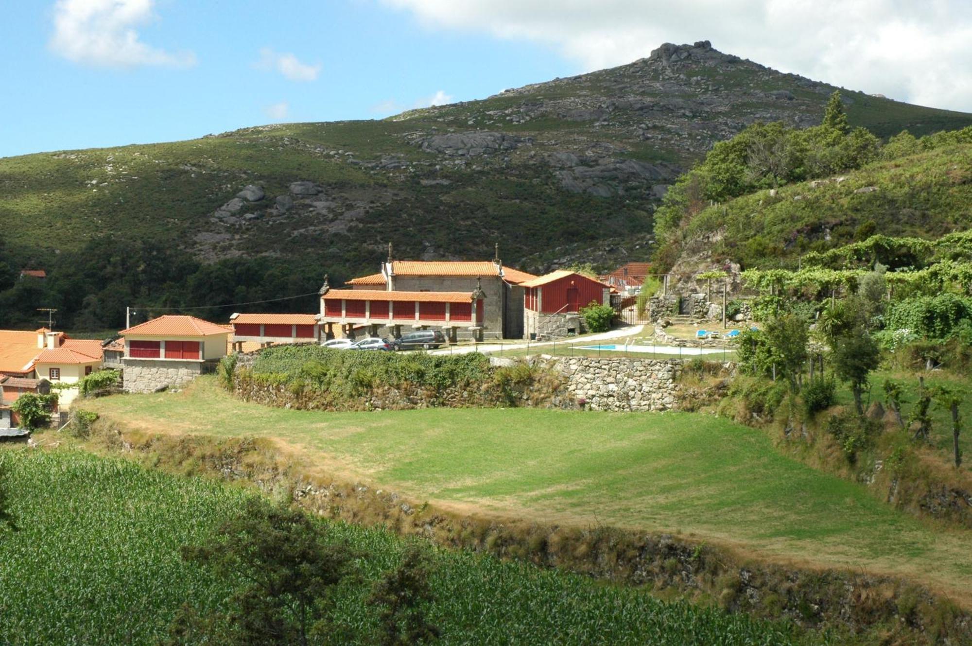 Casa De Campo Monte Abades Terras de Bouro Luaran gambar